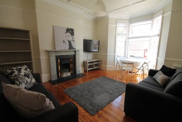 6 bed house, Osborne Road, Jesmond, Newcastle, NE23LB - Image 1